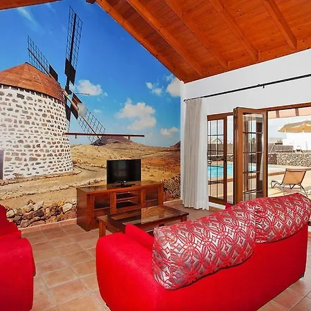 Homes, - La Oliva Lajares