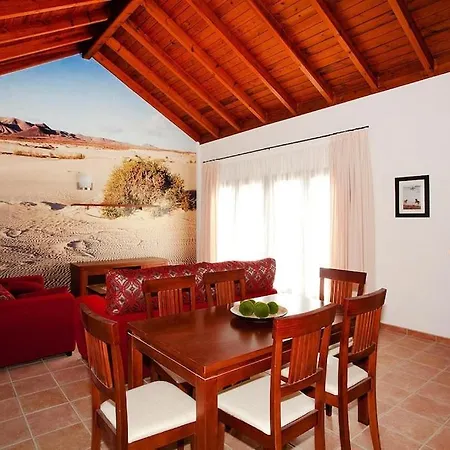 Homes, - La Oliva